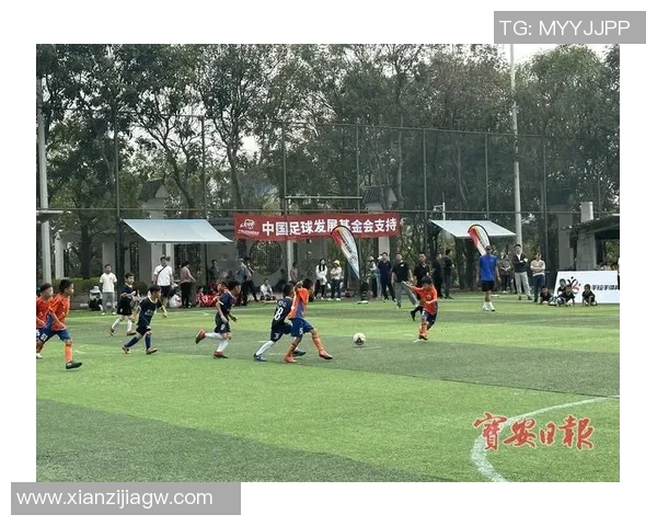 深圳足球队的速度之美:探索快速进攻与团队配合的完美结合